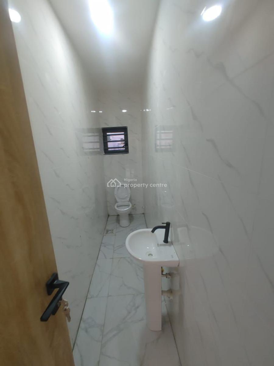 Newly Built 3-bedroom Ensuite Apartment, Sangotedo, Ajah, Lagos, Flat / Apartment for Rent
