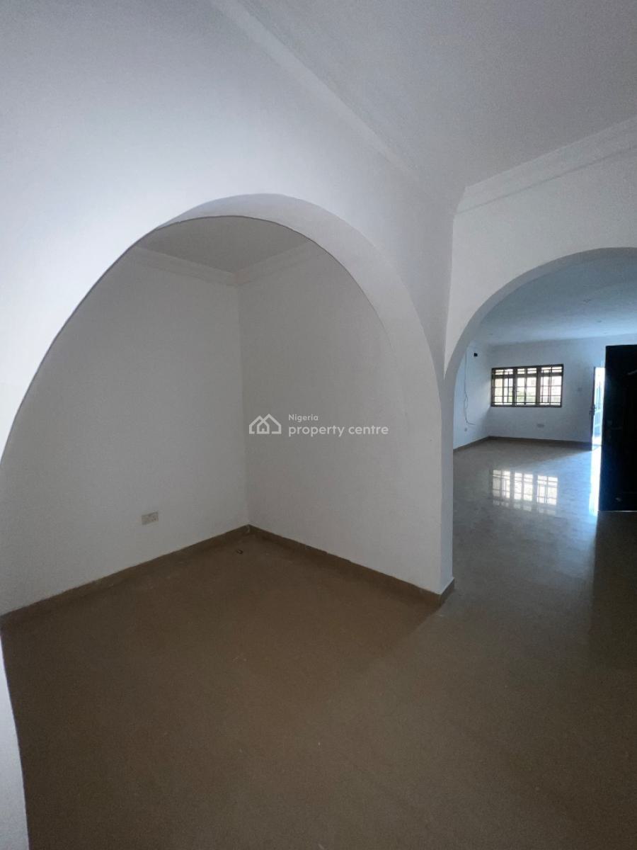 Well Maintain and Renovated 3 Bedroom Flat Now Available, Lekki Phase 1, Lekki, Lagos, Flat / Apartment for Rent