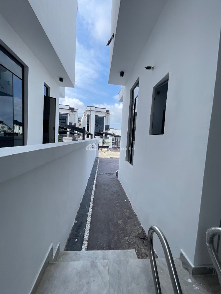 5 Bedrooms Fully Detached Duplex, Orchid, Lekki, Lagos, Detached Duplex for Sale
