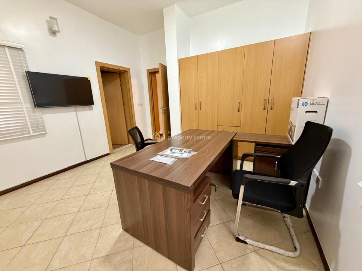 Luxury and Well-furnished 3-bedroom Apartment, Nile Street, Maitama District, Abuja, Flat / Apartment Short Let