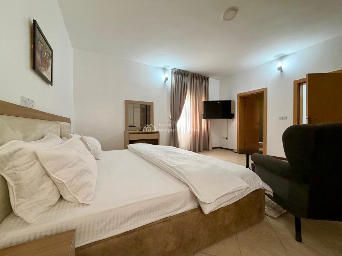 Luxury and Well-furnished 3-bedroom Apartment, Nile Street, Maitama District, Abuja, Flat / Apartment Short Let