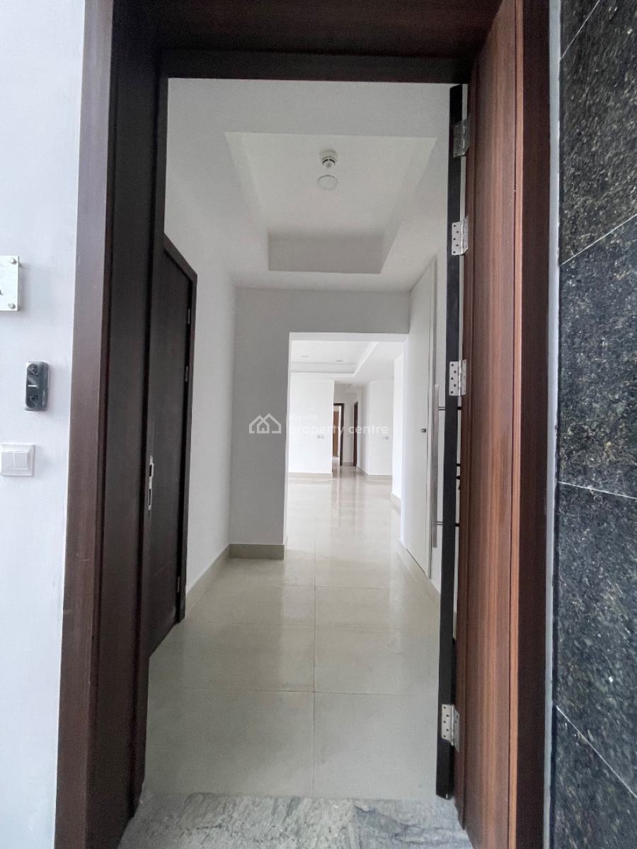 3 Bedroom Apartment, Lekki Phase 1, Lekki, Lagos, Flat / Apartment for Sale