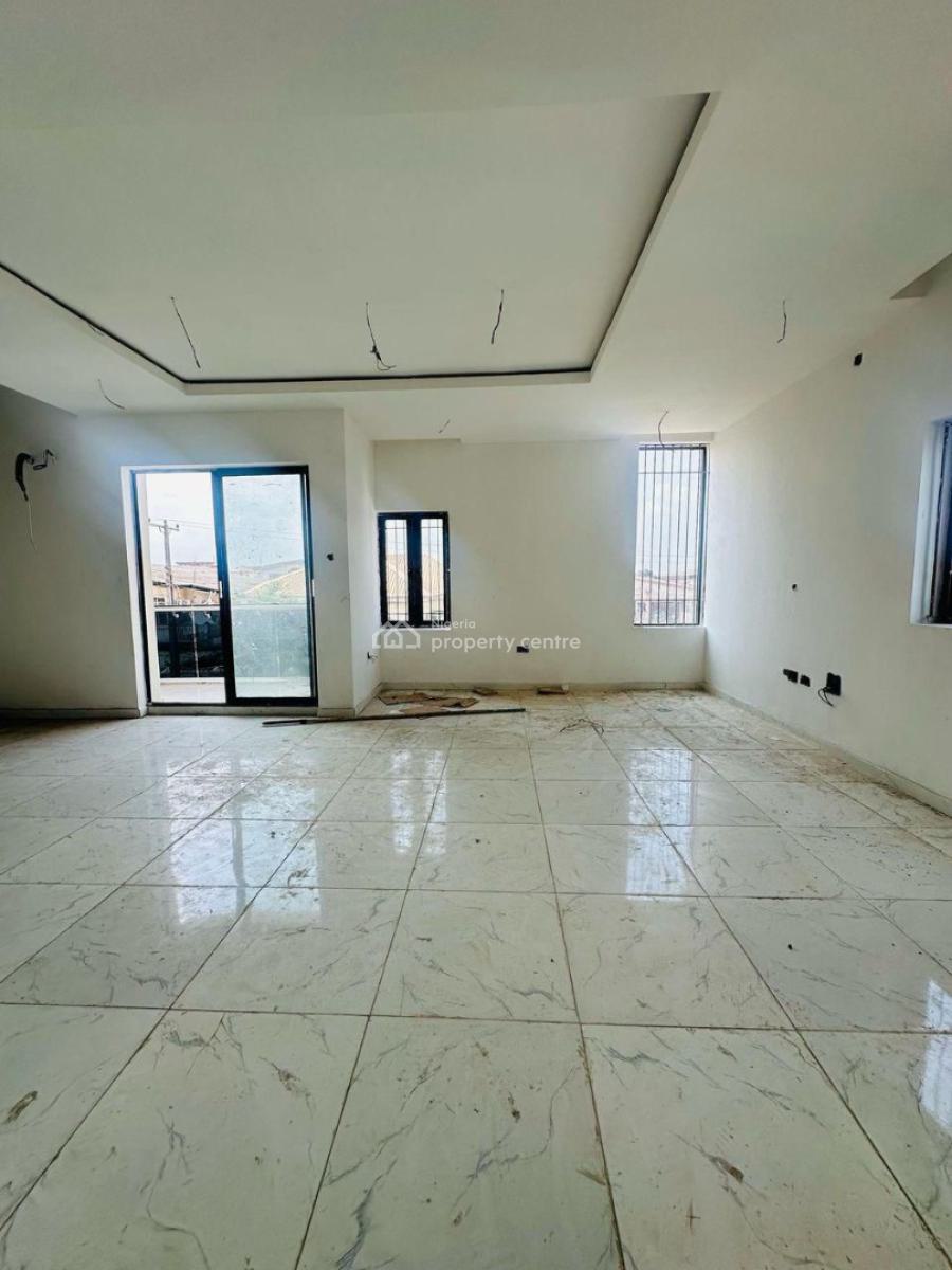 Eye Catchy 4 Bedroom Semi Detached Duplex with Bq in a Lovely Environment, Obanikoro, Shomolu, Lagos, Semi-detached Duplex for Sale