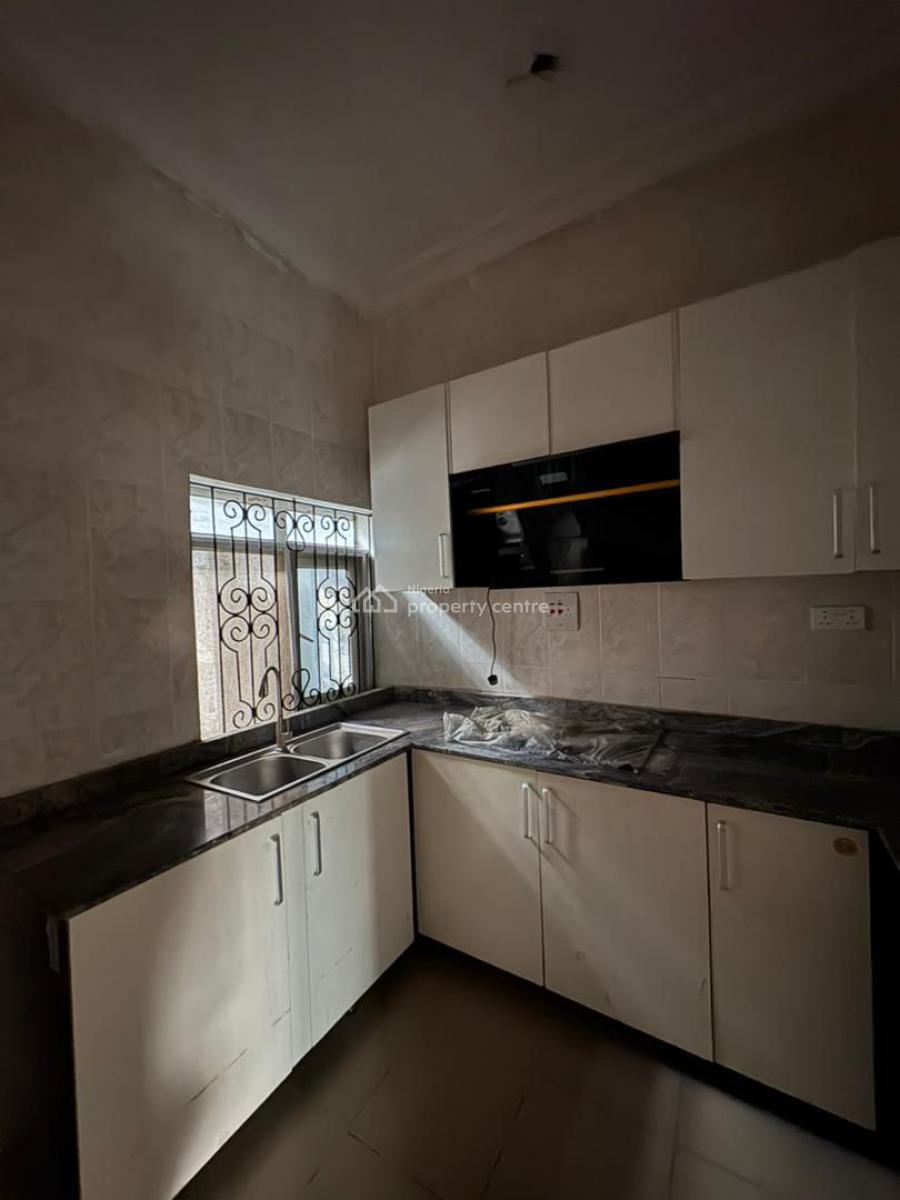 Affordable Luxury! 2-bedroom Apartment with Modern Amenities, Ikota, Lekki, Lagos, Flat / Apartment for Rent