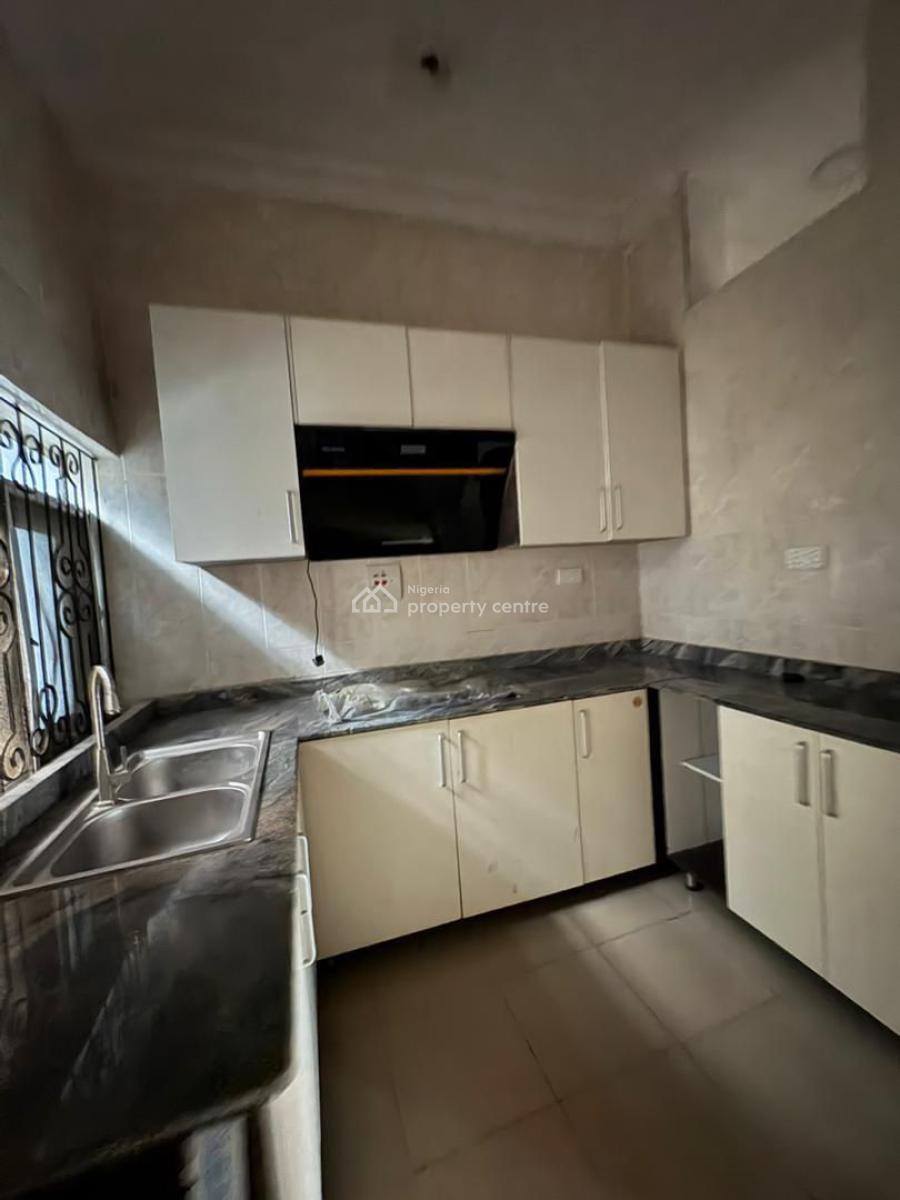 Affordable Luxury! 2-bedroom Apartment with Modern Amenities, Ikota, Lekki, Lagos, Flat / Apartment for Rent