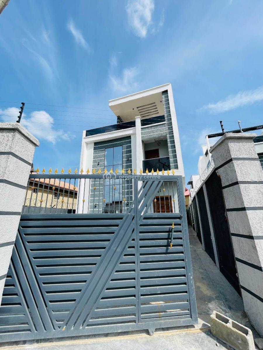 Luxury 5 Bedroom Fully Detached Duplex with Great Amenities, Cinema, Gym, Spacious Living Area, Balcony, Lounge, Gra Phase 2, Magodo, Lagos, Detached Duplex for Sale