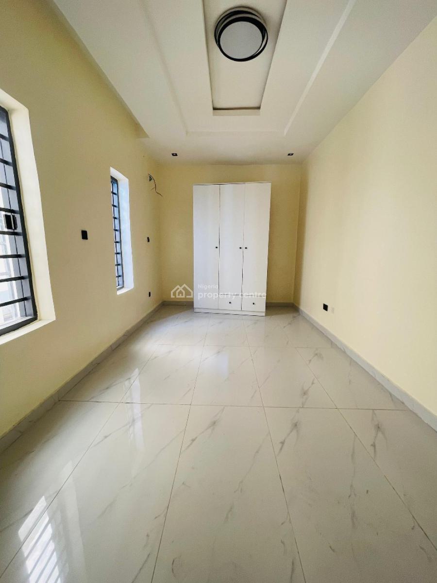 Luxury 5 Bedroom Fully Detached Duplex with Great Amenities, Cinema, Gym, Spacious Living Area, Balcony, Lounge, Gra Phase 2, Magodo, Lagos, Detached Duplex for Sale