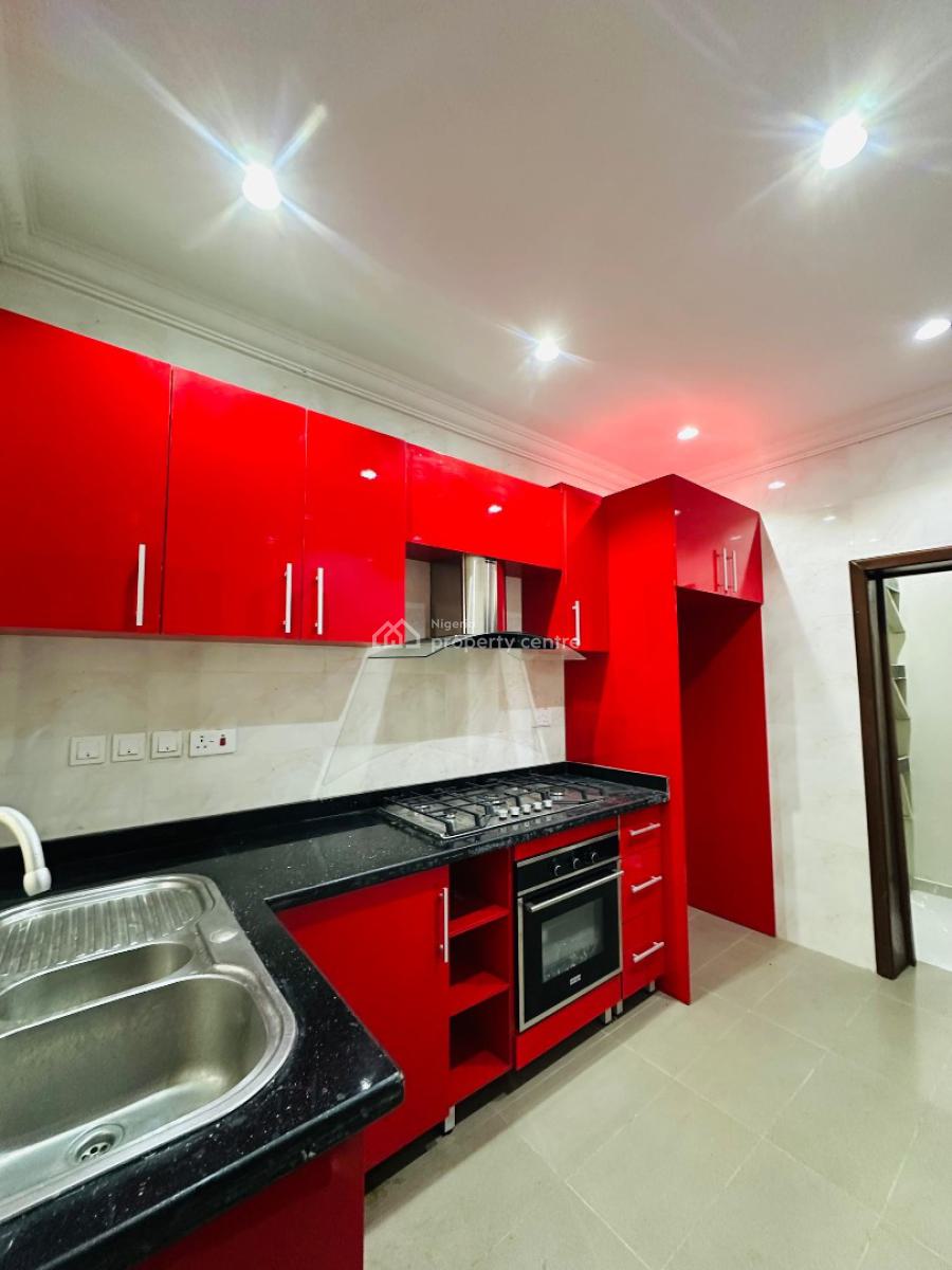 Neatly Built 3bedroom Apartment  with No Bq in Lekki Phase 1, Lekki Phase One ,lekki ,lagos , Nigeria, Lekki Phase 1, Lekki, Lagos, Flat / Apartment for Rent