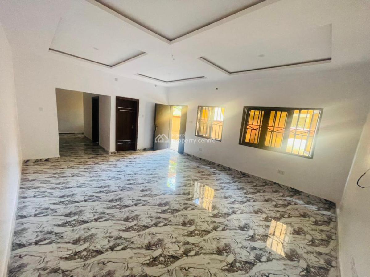 a Nice 3 Bedroom Self Service Apartment(downstair), Lekki Phase 1, Lekki, Lagos, House for Rent