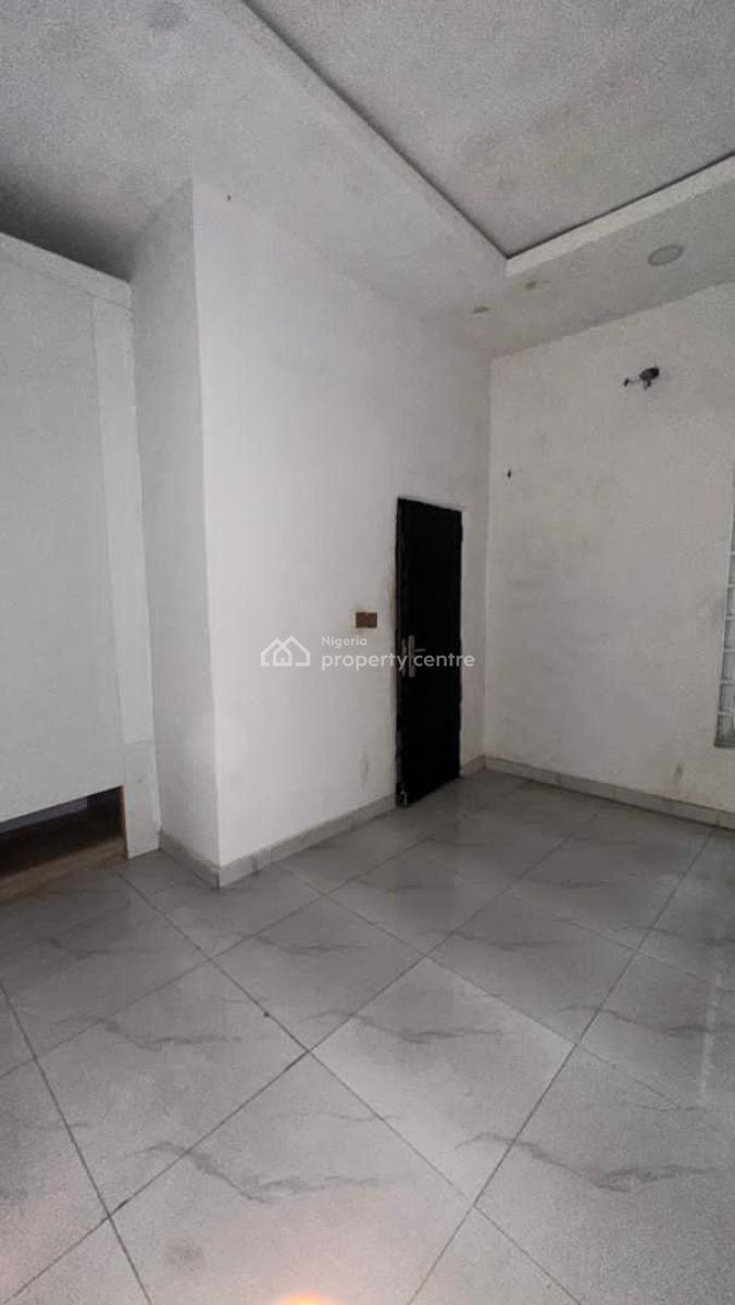 Spacious Luxury 1 Bedroom Apartment, Thomas Estate, Ajah, Lagos, Mini Flat (room and Parlour) for Rent