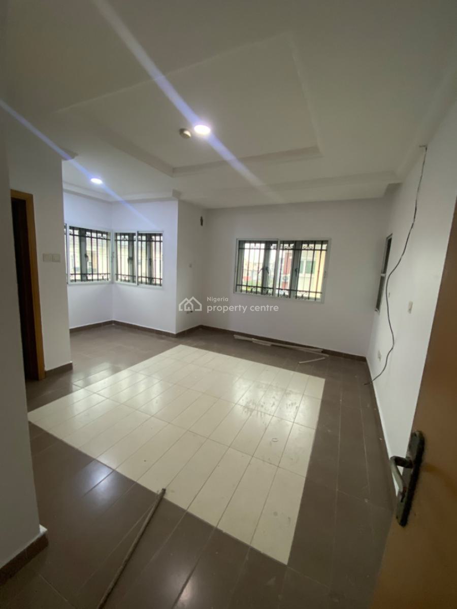 4 Bedrooms Terrace Duplex with Bq, Ikota, Lekki, Lagos, Terraced Duplex for Rent