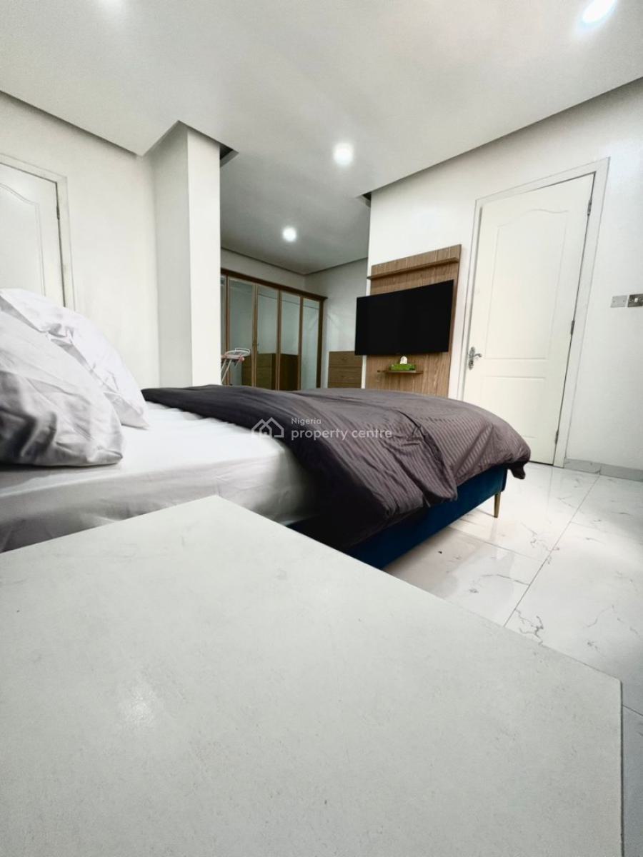 Exquisite Luxury Mini Flat with Pool N Gym, Im an Estate Along Banana Island Road, Ikoyi, Lagos, Mini Flat (room and Parlour) for Rent