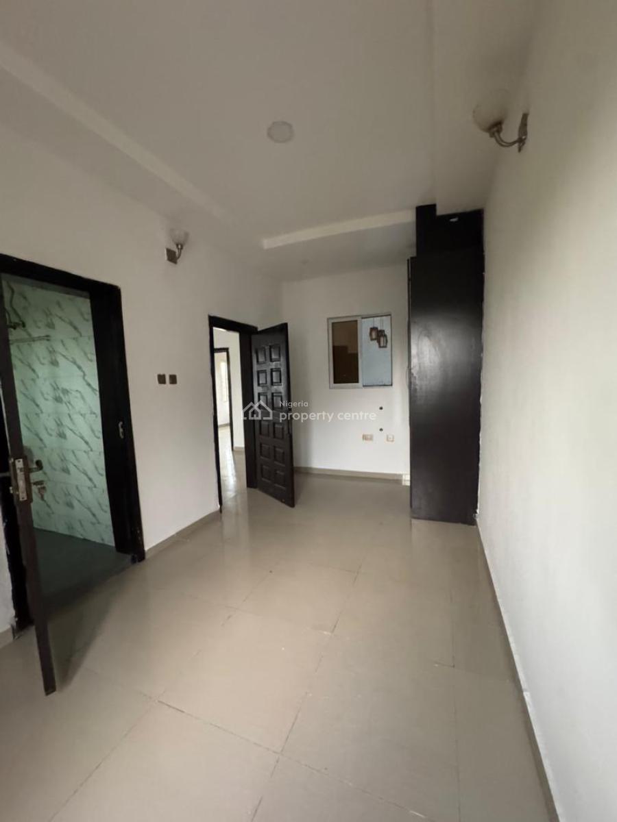 Very Lovely 3 Bedroom in a Nice Estate with 24hrs Light & Clean Water, Abraham Adesanya, Ajah, Lagos, Terraced Duplex for Rent