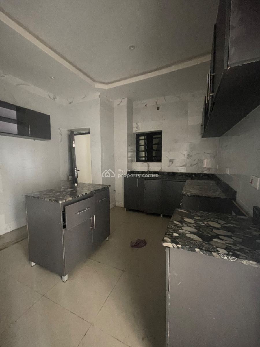 Standard 2 Bedroom Apartment, Sangotedo, Ajah, Lagos, Flat / Apartment for Rent