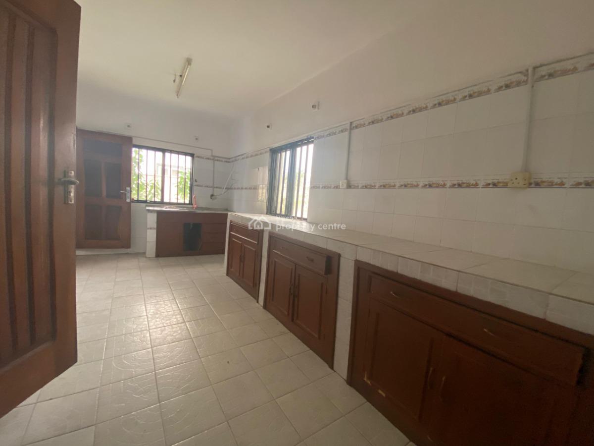 2 Bedroom Apartment, Ikota, Lekki, Lagos, Flat / Apartment for Rent