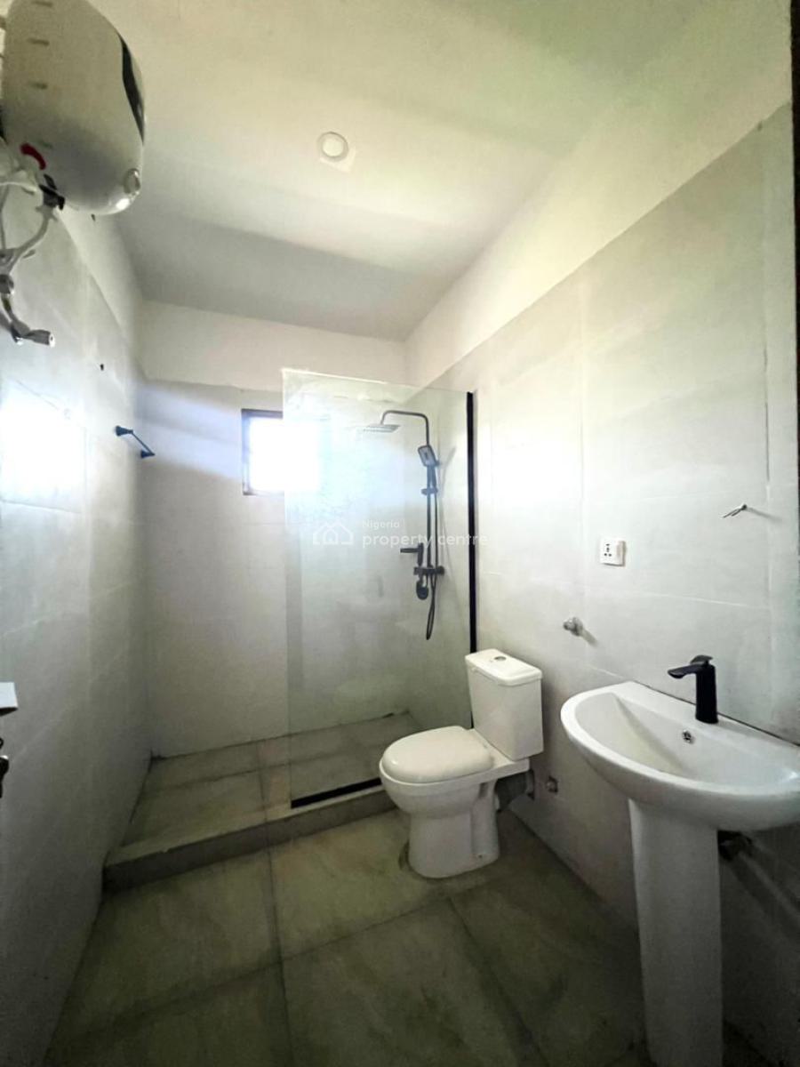 Exclusive Service 3 Bedroom Apartment with  Bq Fitted Kitchen/rooms, Lekki Lagos, Ikate, Lekki, Lagos, House for Rent