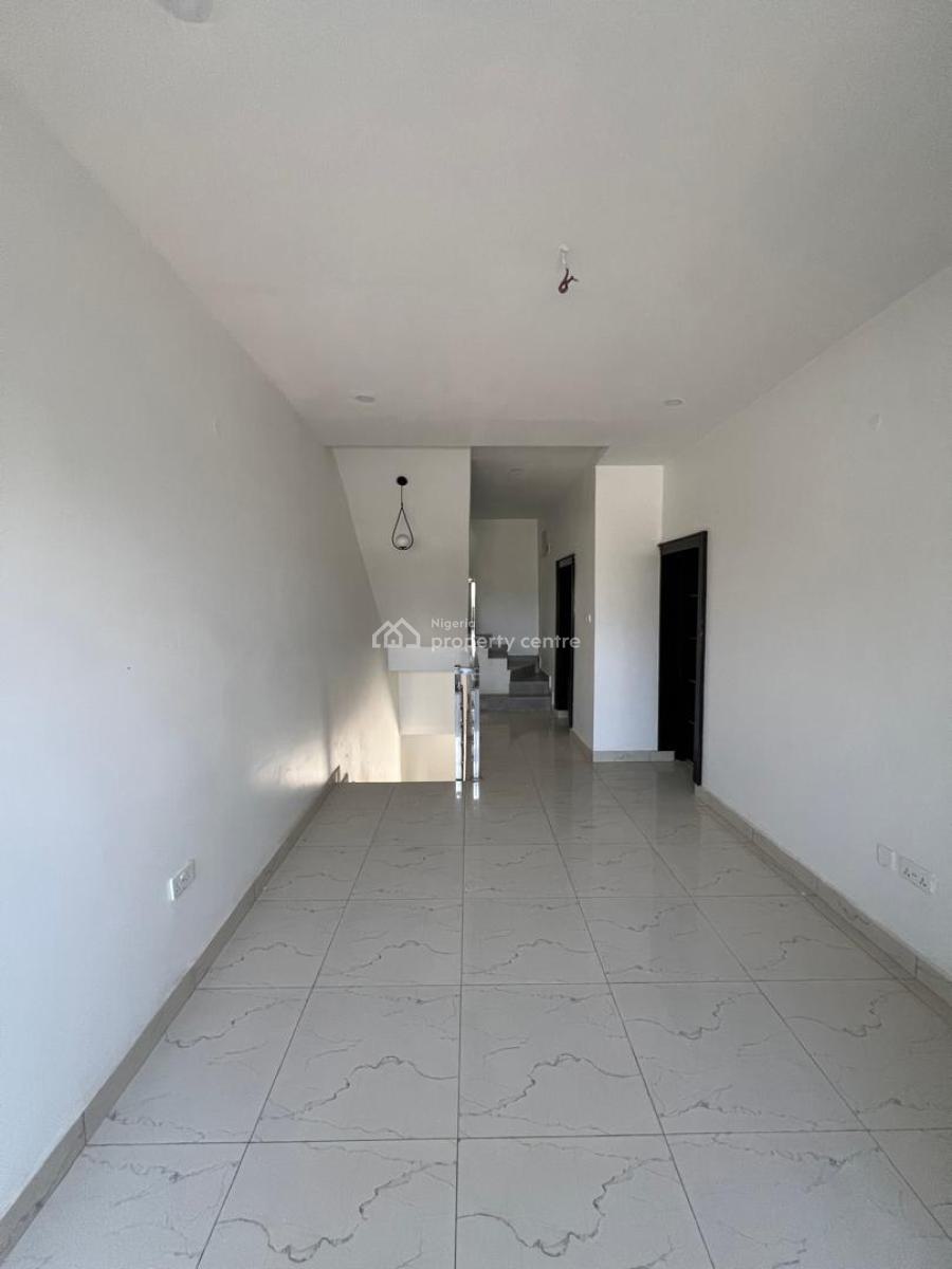 5 Bedroom Terrace Duplex with a Bq, Guzape District, Abuja, Terraced Duplex for Sale