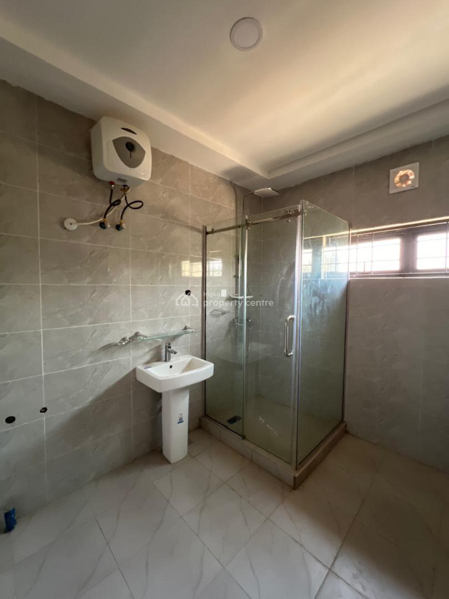 5 Bedroom Terrace Duplex with a Bq, Guzape District, Abuja, Terraced Duplex for Sale