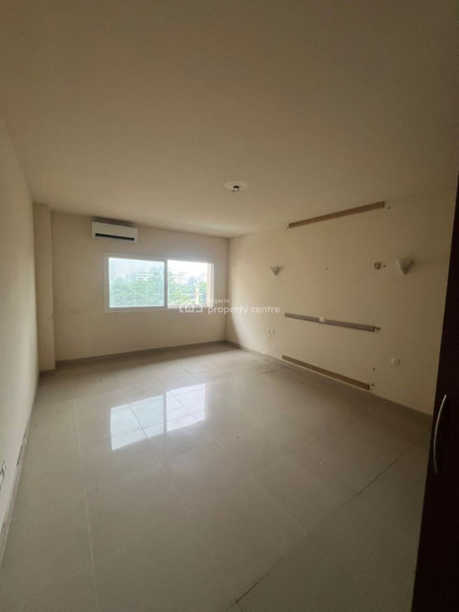 Luxury 3 Bedroom Service Apartment with Bq in a Prime Location, Gerald Road, Old Ikoyi, Ikoyi, Lagos, Flat / Apartment for Rent