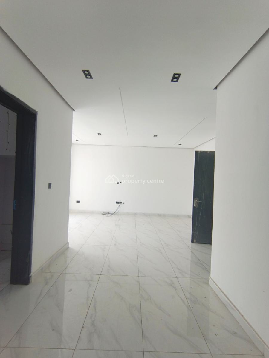 a 2 Bedroom Flat, Ologolo, Lekki, Lagos, Block of Flats for Sale