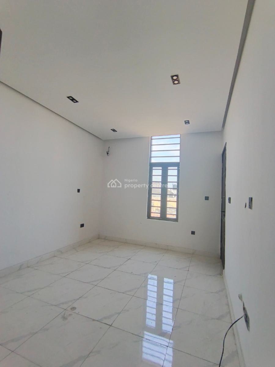 a 2 Bedroom Flat, Ologolo, Lekki, Lagos, Block of Flats for Sale