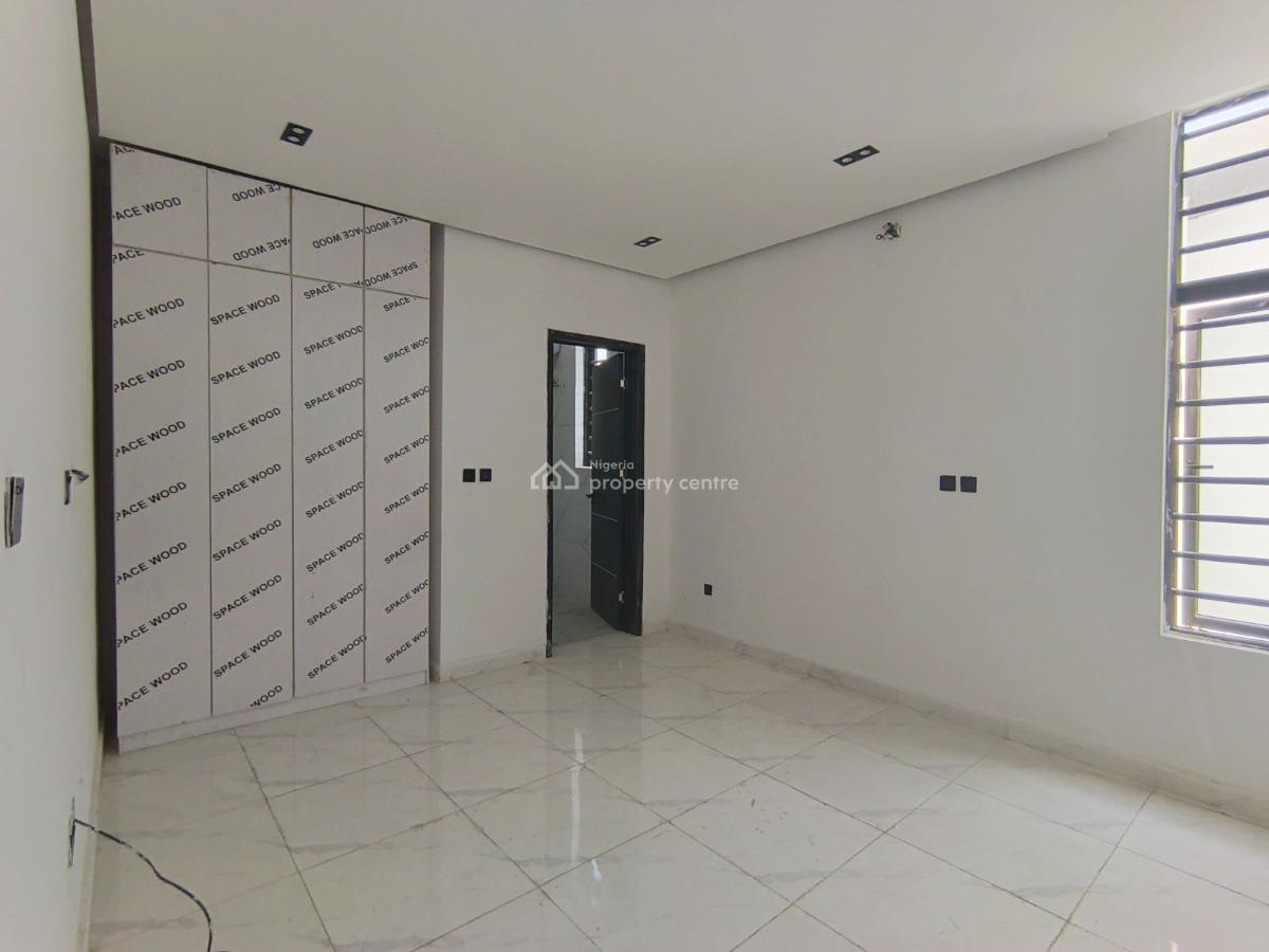 a 2 Bedroom Flat, Ologolo, Lekki, Lagos, Block of Flats for Sale