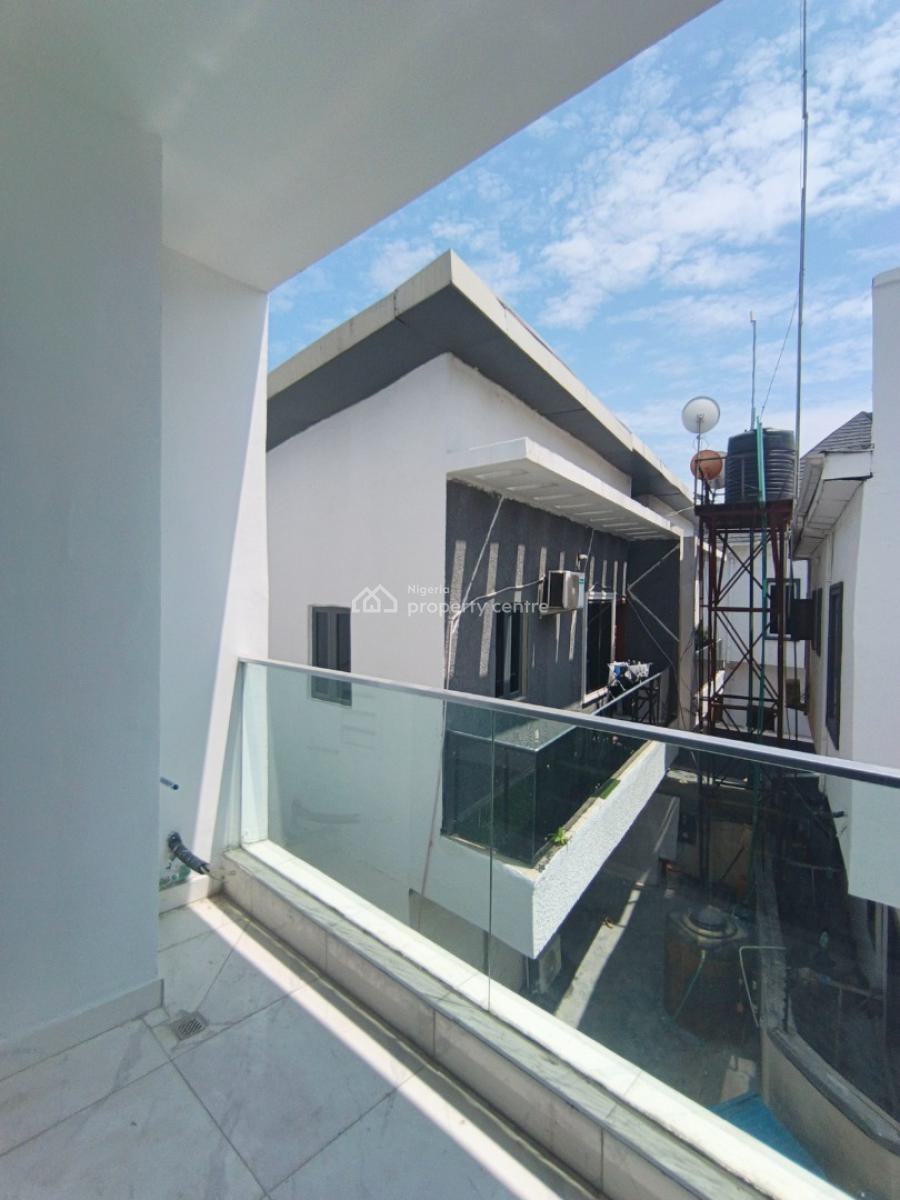 a 2 Bedroom Flat, Ologolo, Lekki, Lagos, Block of Flats for Sale