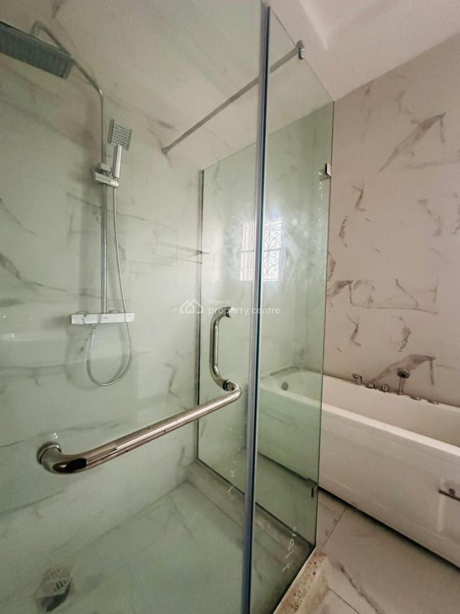 Spaciously Built 5 Bedroom Fully Detached Duplex with a Bq, Gra Phase 2, Magodo, Lagos, Detached Duplex for Sale