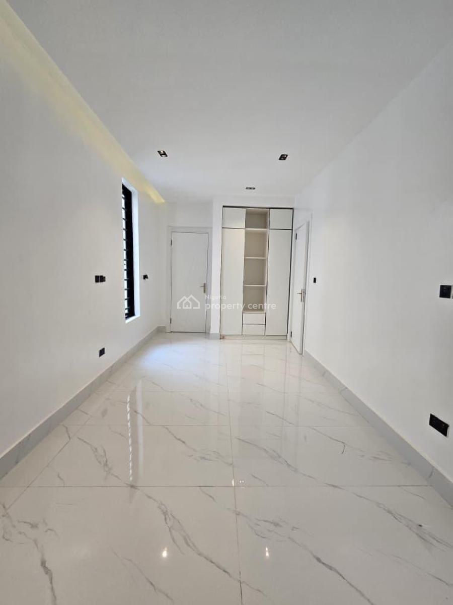 Stunning and Contemporary 5 Bedroom Fully Detached Duplex with Bq, Lekki Phase 1, Lekki, Lagos, Detached Duplex for Sale