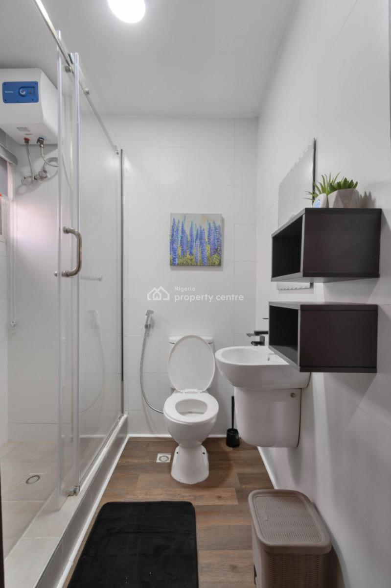 Sophisticated 3-bedroom Apartment, Lekki Phase 1, Lekki, Lagos, House Short Let