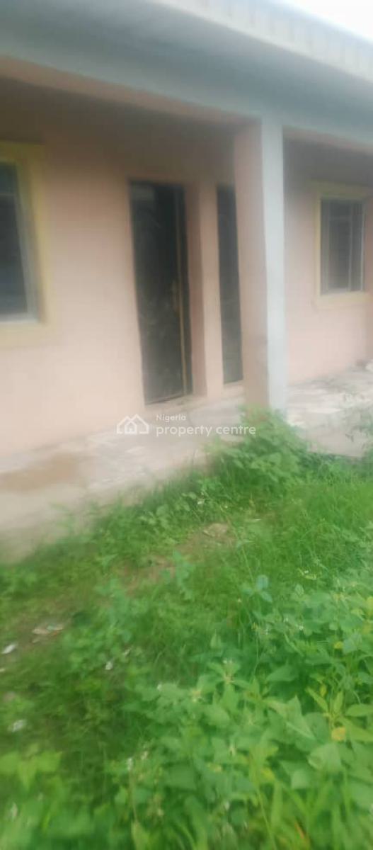 Farm Land with Buildings (farmstead), Adepegba Road, Olodo Town, Odeda, Ogun, Factory for Sale