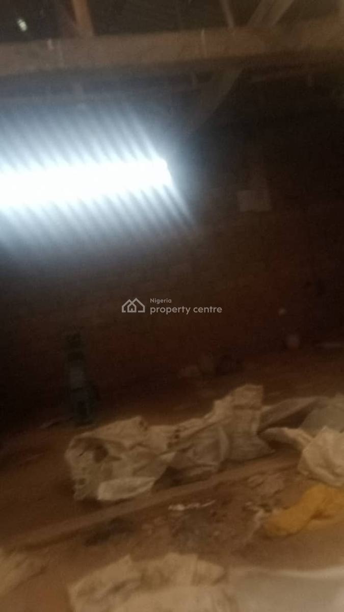 Farm Land with Buildings (farmstead), Adepegba Road, Olodo Town, Odeda, Ogun, Factory for Sale