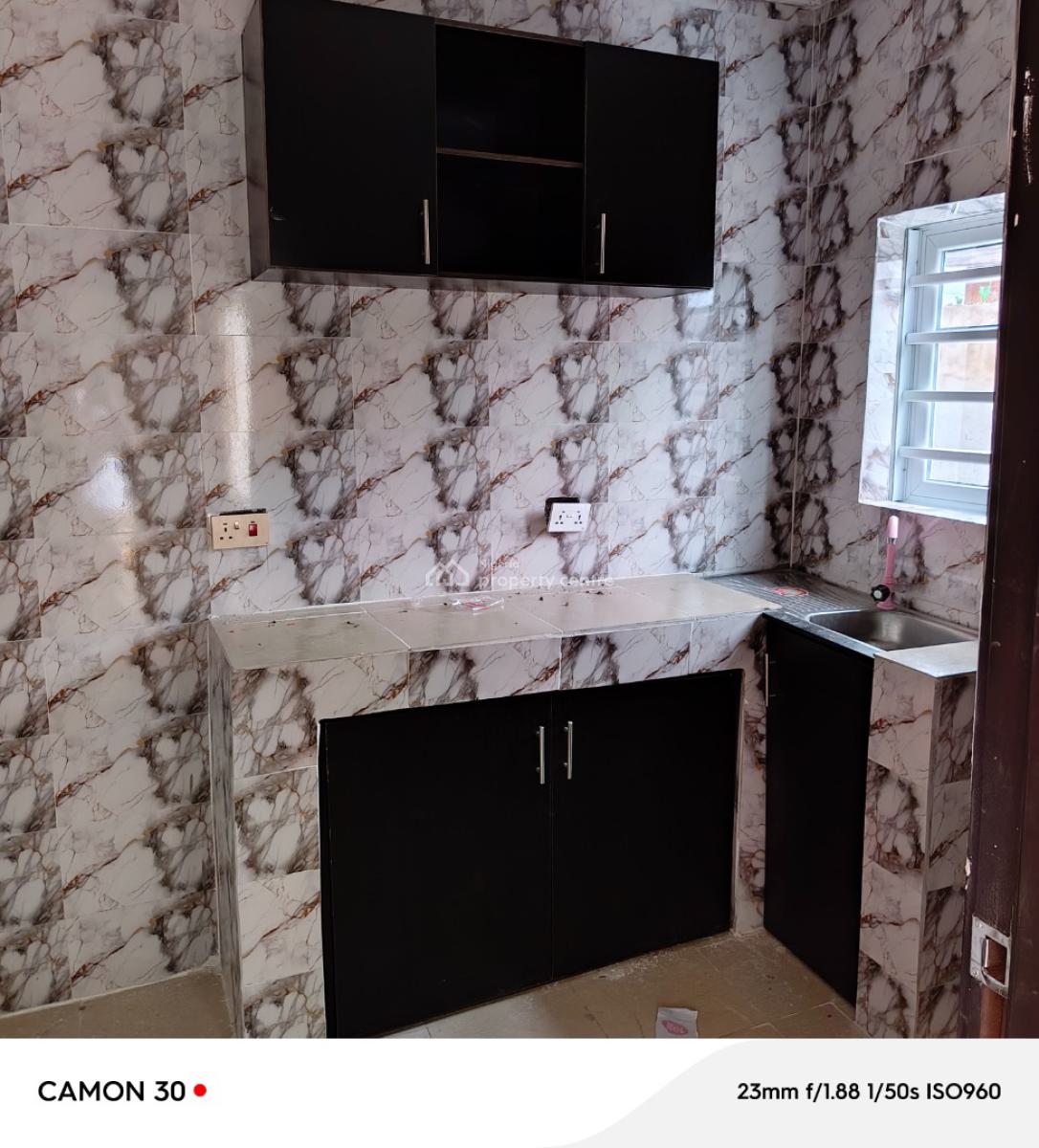 Give Away 2 Bedroom Flat in Fagbile Estate, Fagbile Estate By Bucknor Estate, Isolo, Lagos, Flat / Apartment for Rent