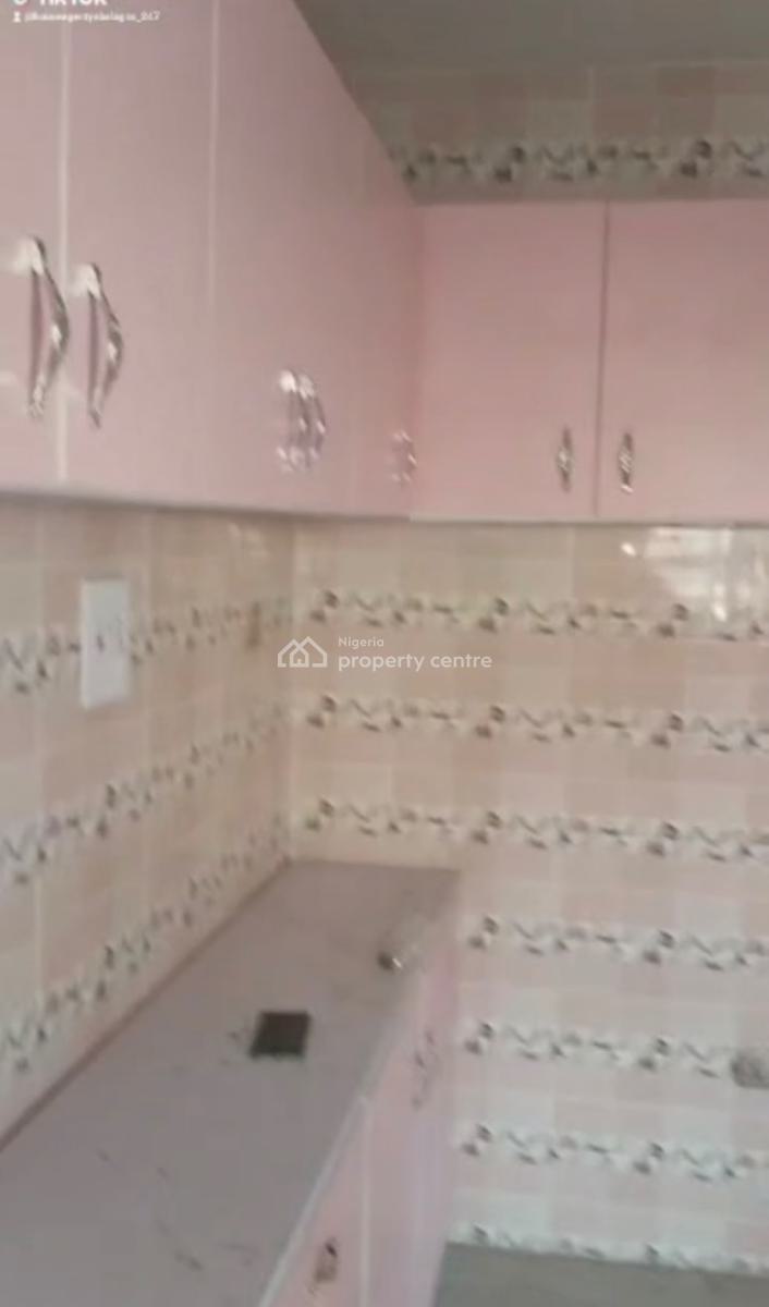 Spacious Newly Built 2 Bed Room Flat + Spacious and Fitted Kitchen, Shomolu, Lagos, Flat / Apartment for Rent