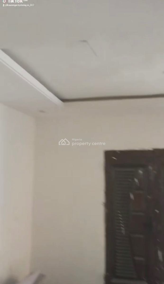 Spacious Newly Built 2 Bed Room Flat + Spacious and Fitted Kitchen, Shomolu, Lagos, Flat / Apartment for Rent