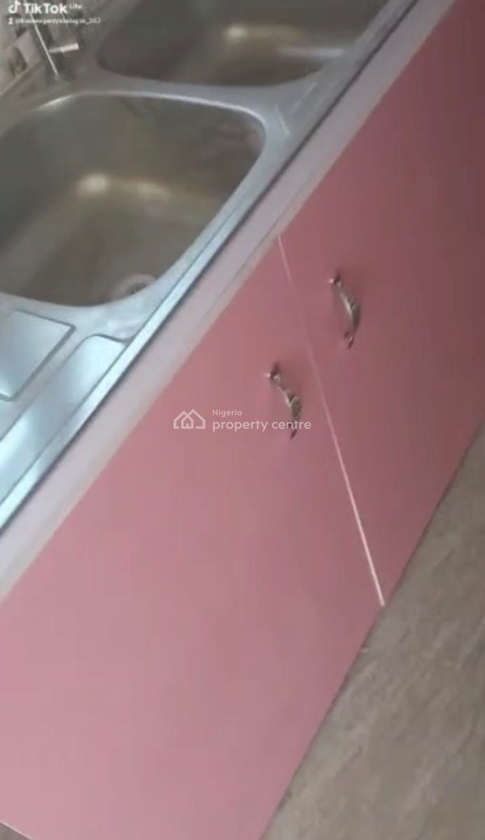 Spacious Newly Built 2 Bed Room Flat + Spacious and Fitted Kitchen, Shomolu, Lagos, Flat / Apartment for Rent