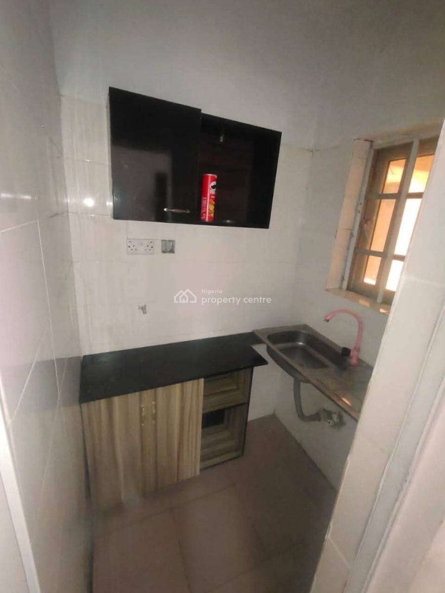 a Lovely Room Selfcon Ijokodo Eleyele Area, Ijokodo Estate Waec Area Off Sango Eleyele Road, Ibadan, Oyo, Self Contain (single Rooms) for Rent