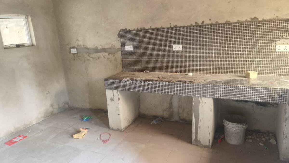 Space for Bar, Restaurant and Event Center on a Busy Road, Ajah, Lagos, Restaurant / Bar for Rent