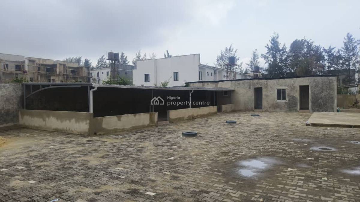 Space for Bar, Restaurant and Event Center on a Busy Road, Ajah, Lagos, Restaurant / Bar for Rent