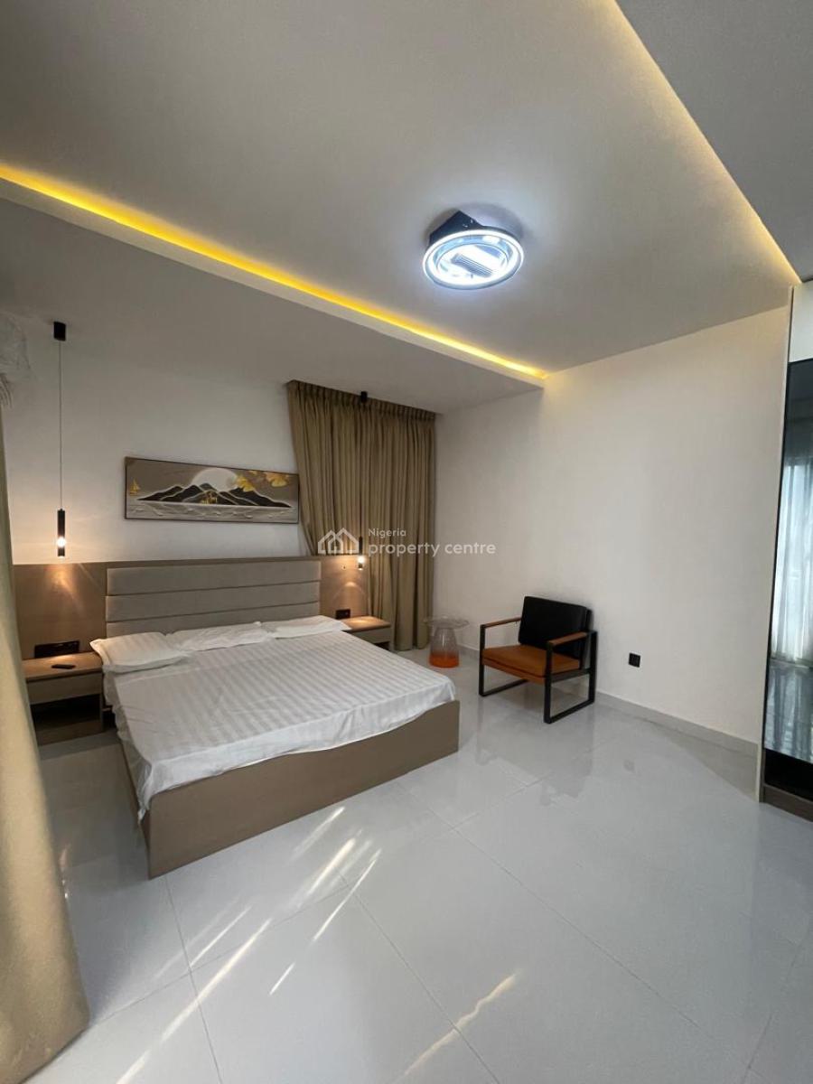 Superbly Built 2 Bedroom Apartment, Lekki Phase 1, Lekki, Lagos, Flat / Apartment for Sale