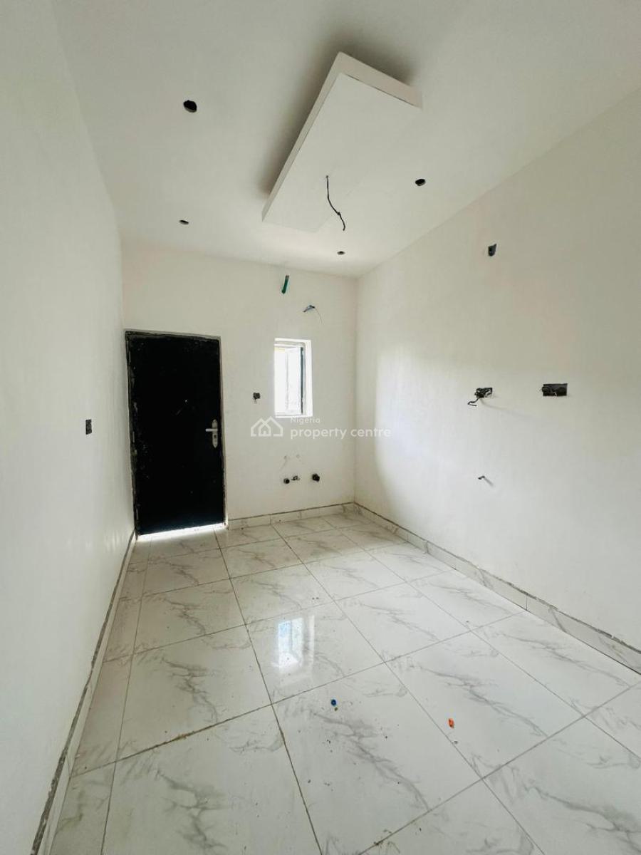 Luxurious 3 Bedroom Apartment, Gbagada, Gbagada, Lagos, Block of Flats for Sale