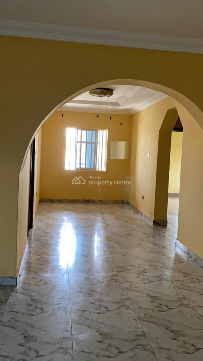 Luxury Spacious 3 Bedroom Flat, Akoka, Akoka, Yaba, Lagos, Flat / Apartment for Rent