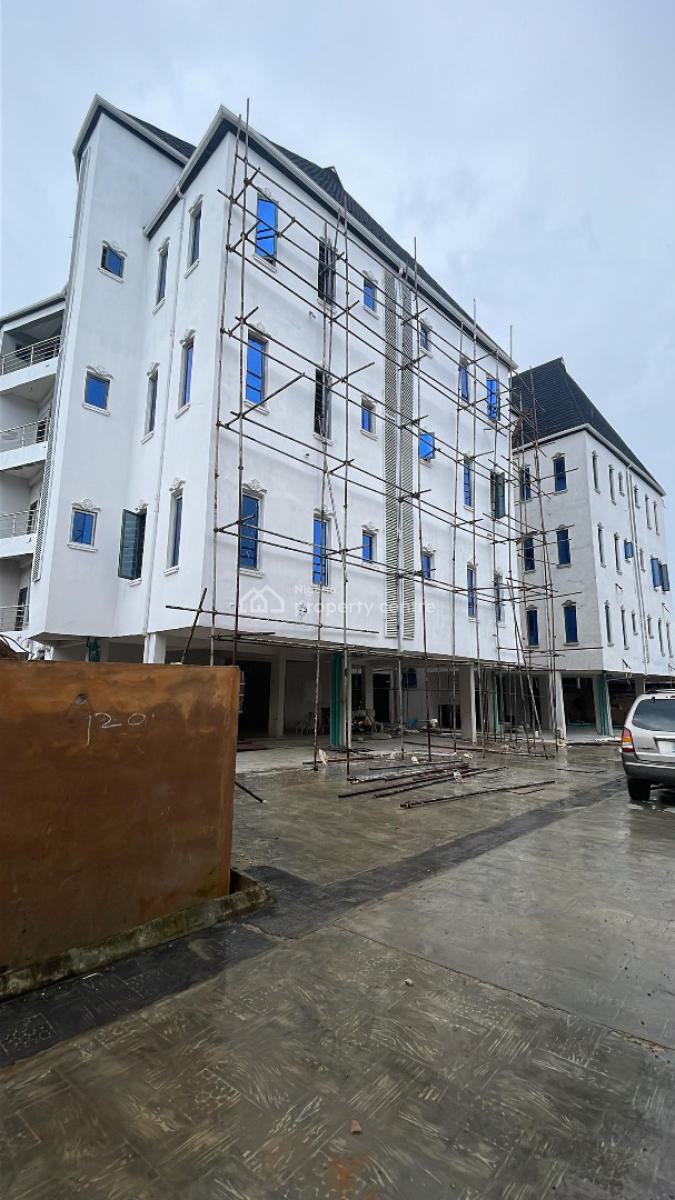 Nice 3 Bedroom Apartment in a Good Neighborhood, Yaba Lagos, Yaba, Lagos, Flat / Apartment for Sale