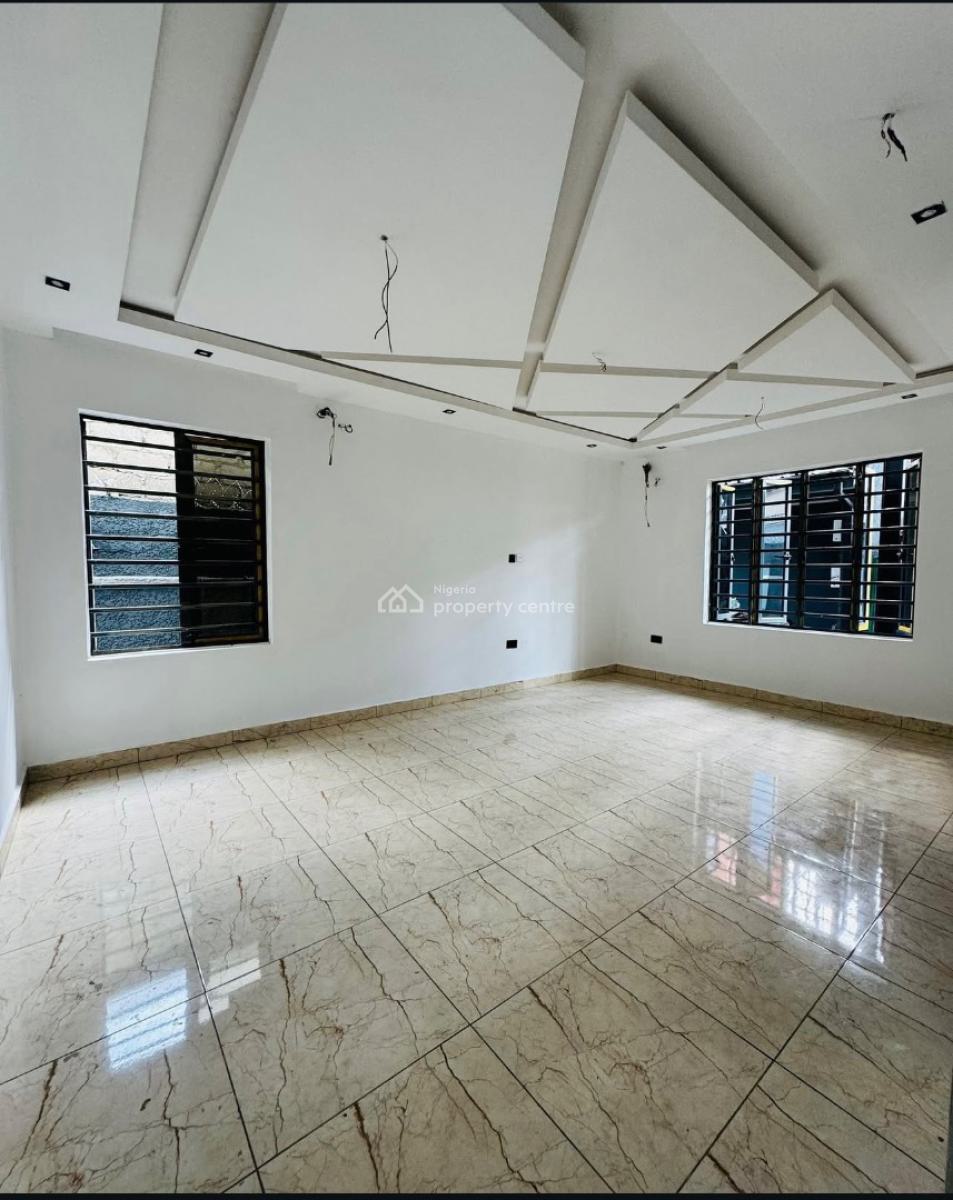 Nice and Spacious 2 Bedroom Apartment, Allen Avenue Ikeja Lagos, Ikeja, Lagos, Flat / Apartment for Sale