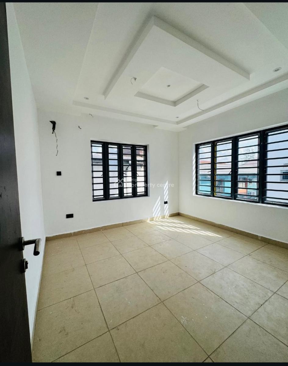 Nice and Spacious 2 Bedroom Apartment, Allen Avenue Ikeja Lagos, Ikeja, Lagos, Flat / Apartment for Sale