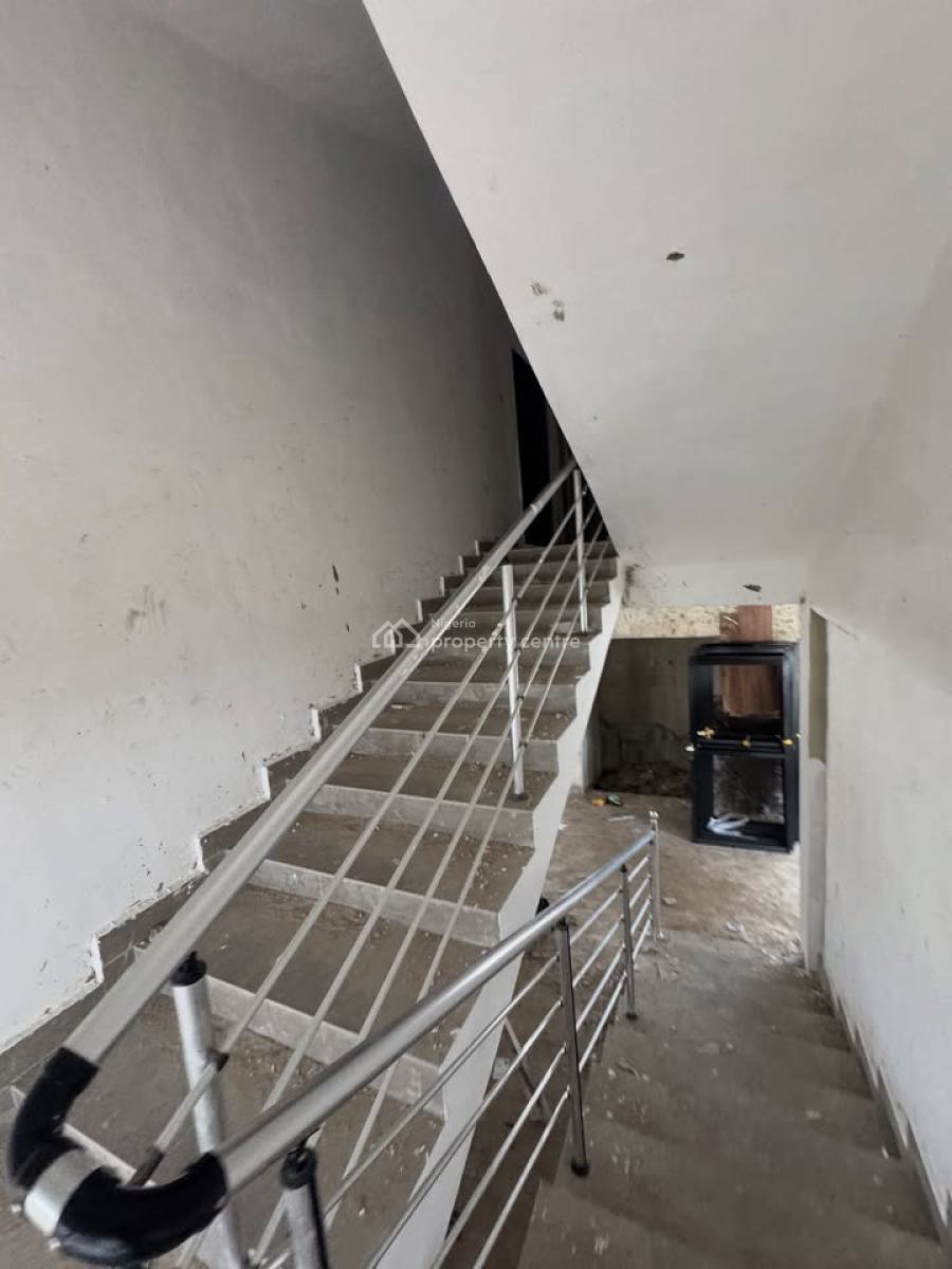 2 Bedroom Apartment at Gra, Port Harcourt, Off Tombia, Gra Phase 2, Port Harcourt, Rivers, Block of Flats for Sale