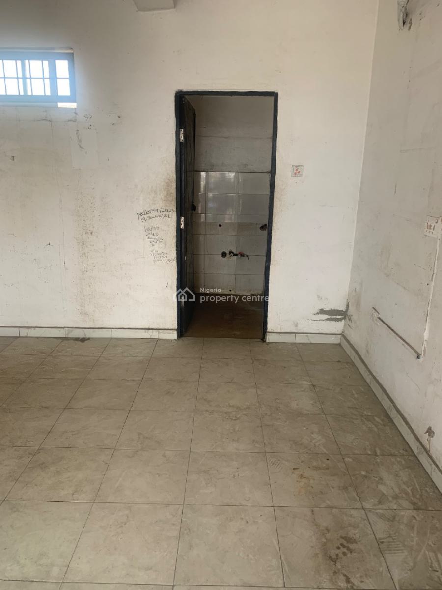 Well Maintained and Spacious Shop, Ojodu Berger, Ojodu, Lagos, Shop for Rent