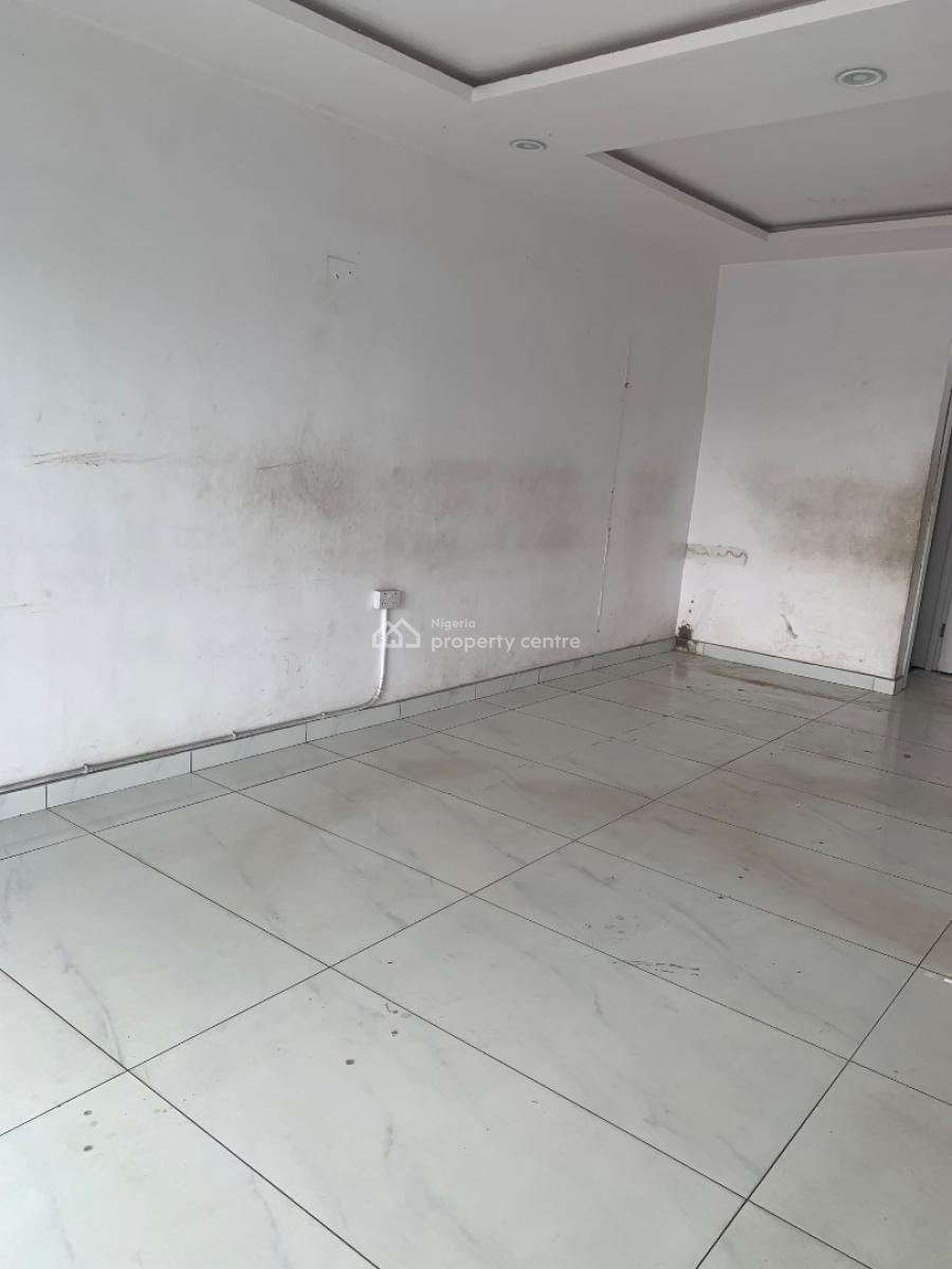 Well Maintained and Spacious Shop, Ojodu Berger, Ojodu, Lagos, Shop for Rent