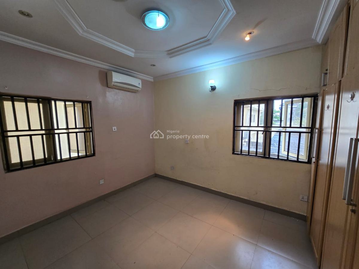 Fully Serviced 2 Bedroom Video Is Also Available, Victoria Island (vi), Lagos, Flat / Apartment for Rent