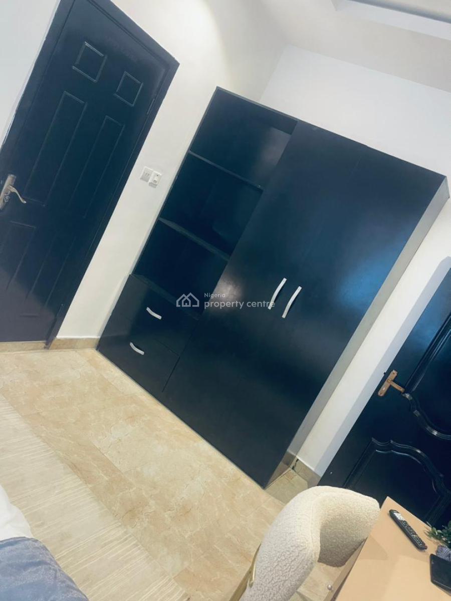 Renovated 2bedroom Fully Serviced and Furnished Apartment, Victoria Island (vi), Lagos, Flat / Apartment for Rent